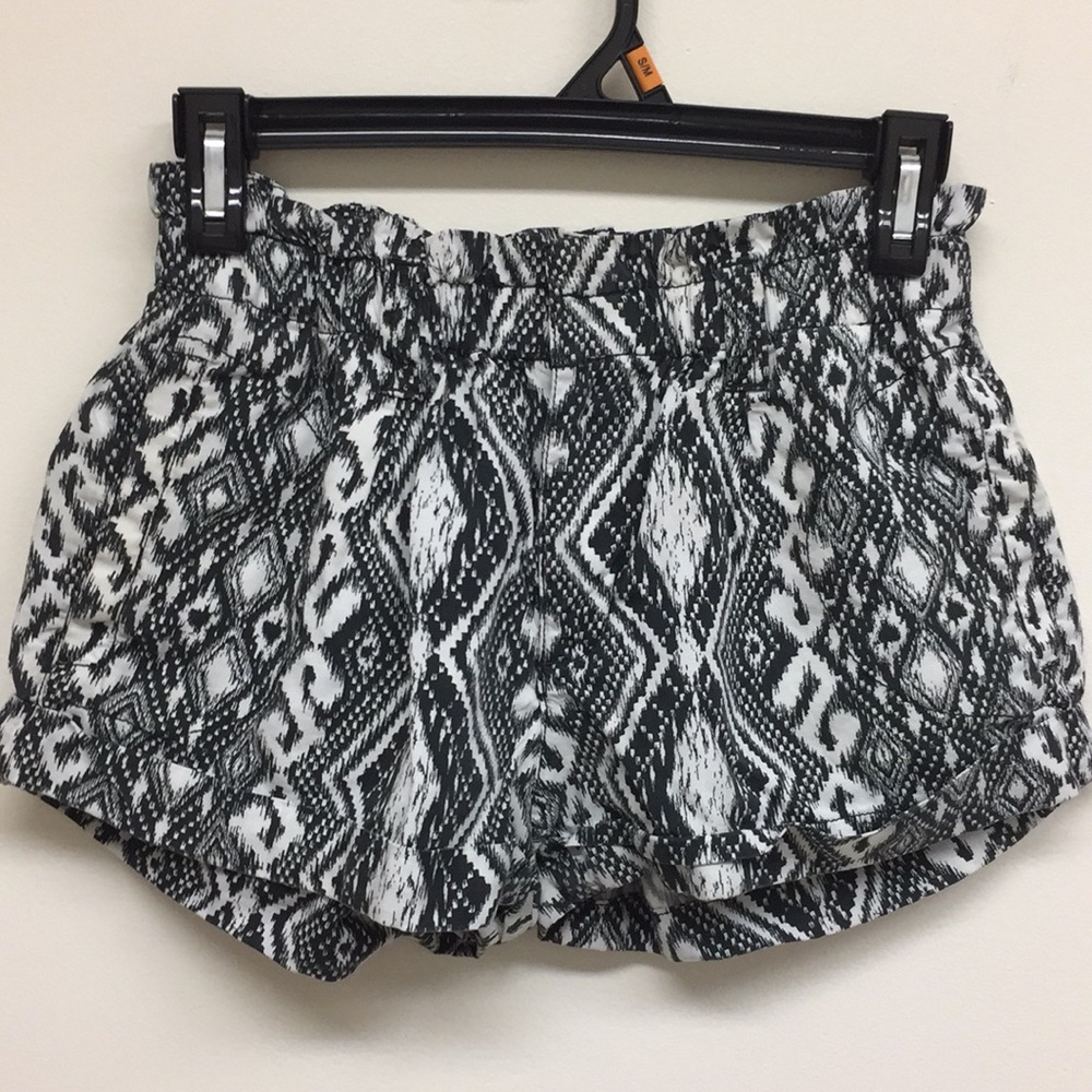 3/&35 AE lightweight shorts